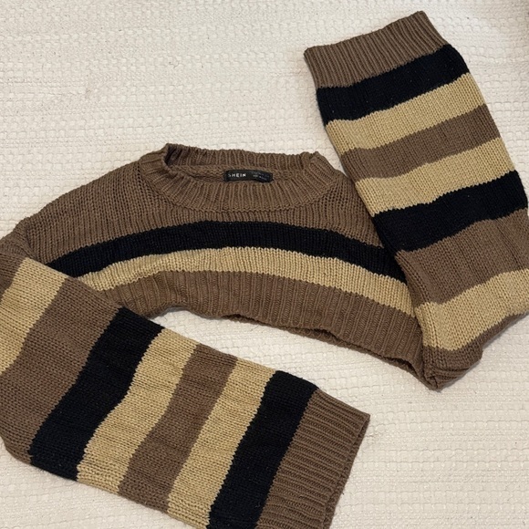 SHEIN Cropped Striped Sweater. S - Picture 1 of 3